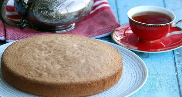 کیک اسفنجی ساده بدون شیر کیک اسفنجی ساده با پف زیاد کیک اسفنجی ساده برای خامه کشی