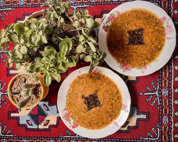 طرز تهیه آش گوجه فرنگی لپه برای آذربایجان شرقی خانم گلاور